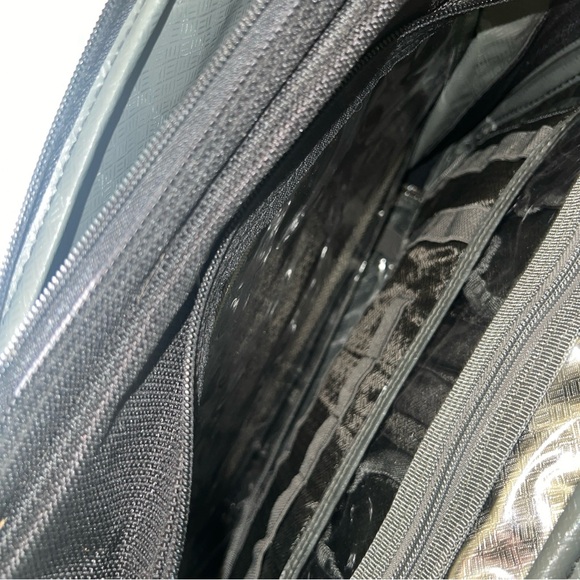 Atlantic Laptop Briefcase Overnight Carry On Black Case 16"x12"adjustable Strap - Picture 3 of 11